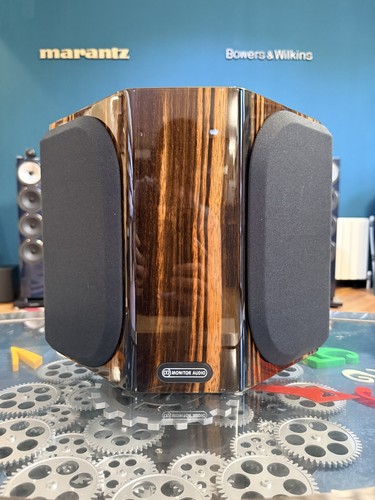 Gold audio monitor pair - audio,